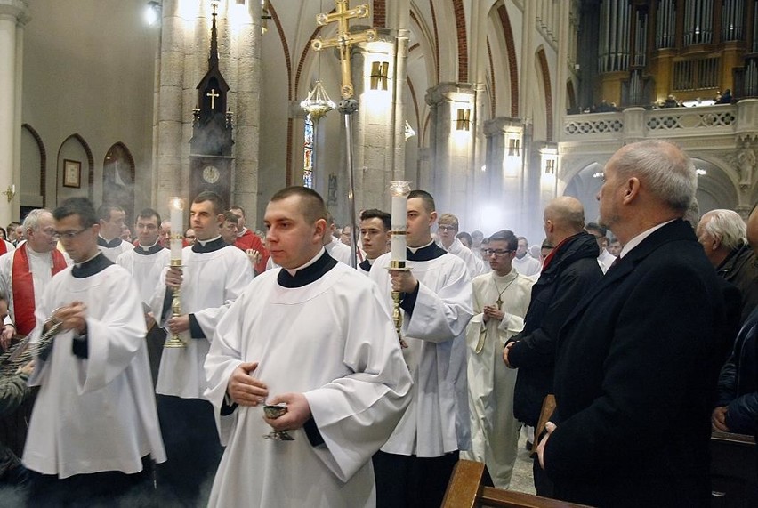 Arcybiskup Jędraszewski żegnał się z łódzką archidiecezją [zdjęcia, FILMY]