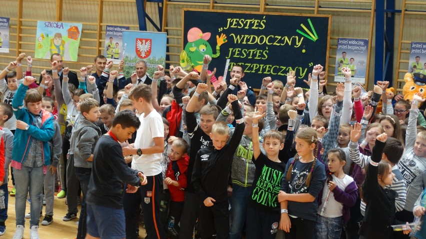 Nagoszewo. Policja w szkole. Teraz będą bezpieczniejsi [ZDJĘCIA]