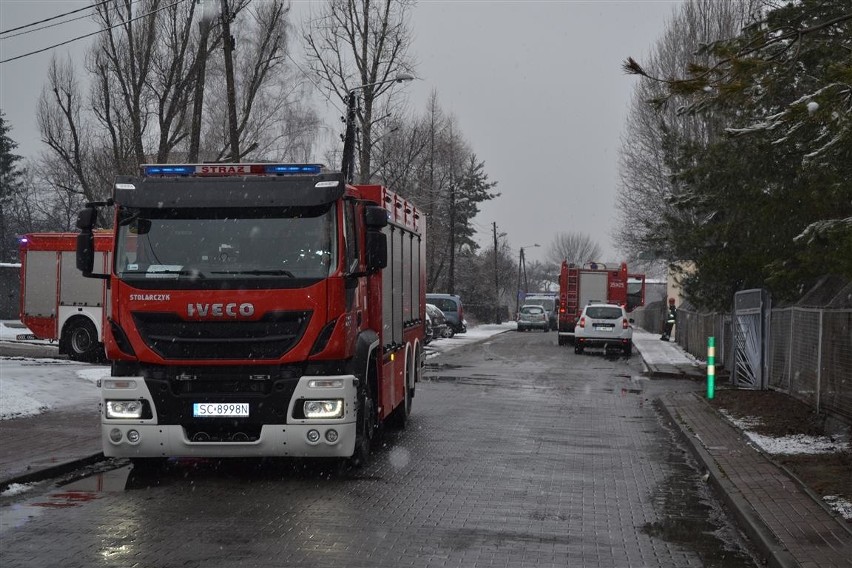 Częstochowa: Na Rakowie znów śmierdzi. Mieszkańcy wezwali strażaków [ZDJĘCIA]