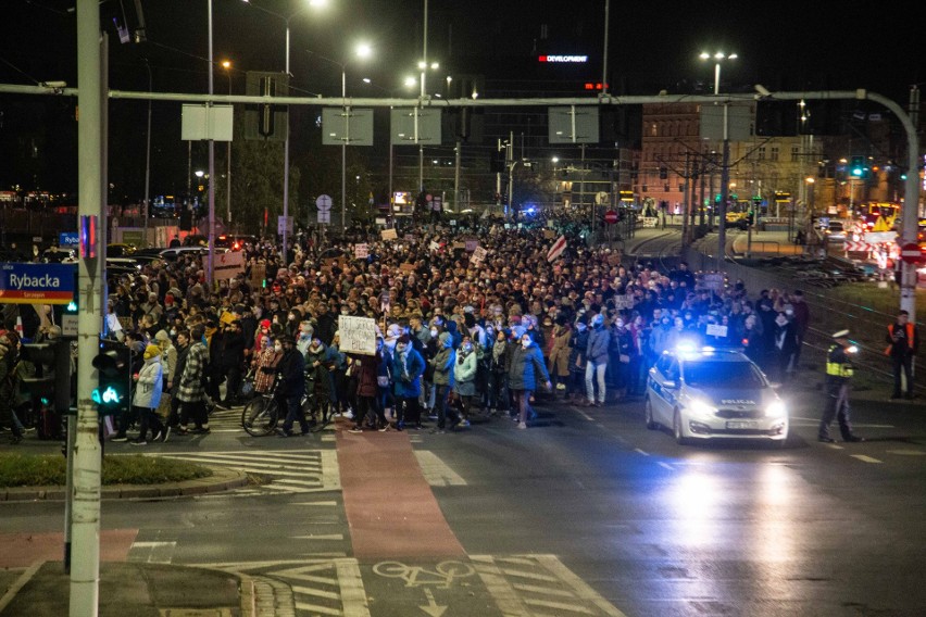 Wrocławianie protestowali przeciwko zaostrzeniu ustawy...