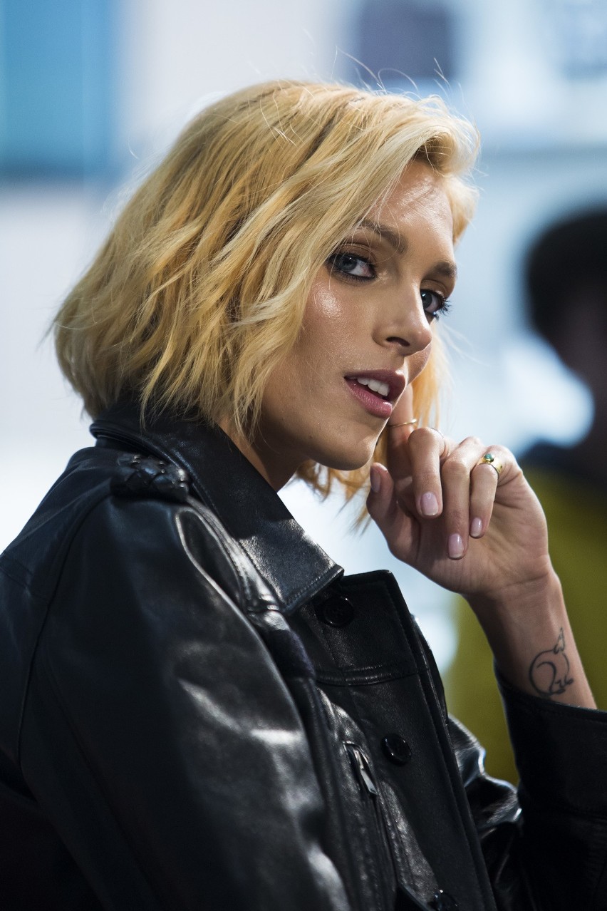 Kraków. Anja Rubik spotkała się z fanami promując książkę "SEXEDPL. Rozmowy Anji Rubik o dojrzewaniu, miłości i seksie"