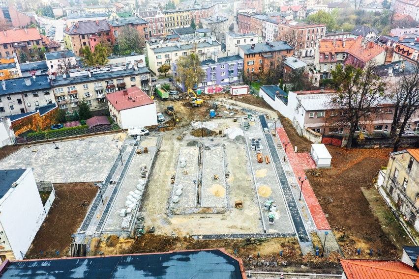 Budowa parkingu na terenie dawnych zakładów Tarmilo w...