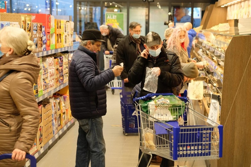 Gdzie zrobić ostatni zakupy przed Wielkanocą?