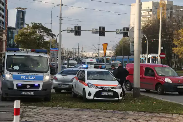 Na miejscu pracują policjanci