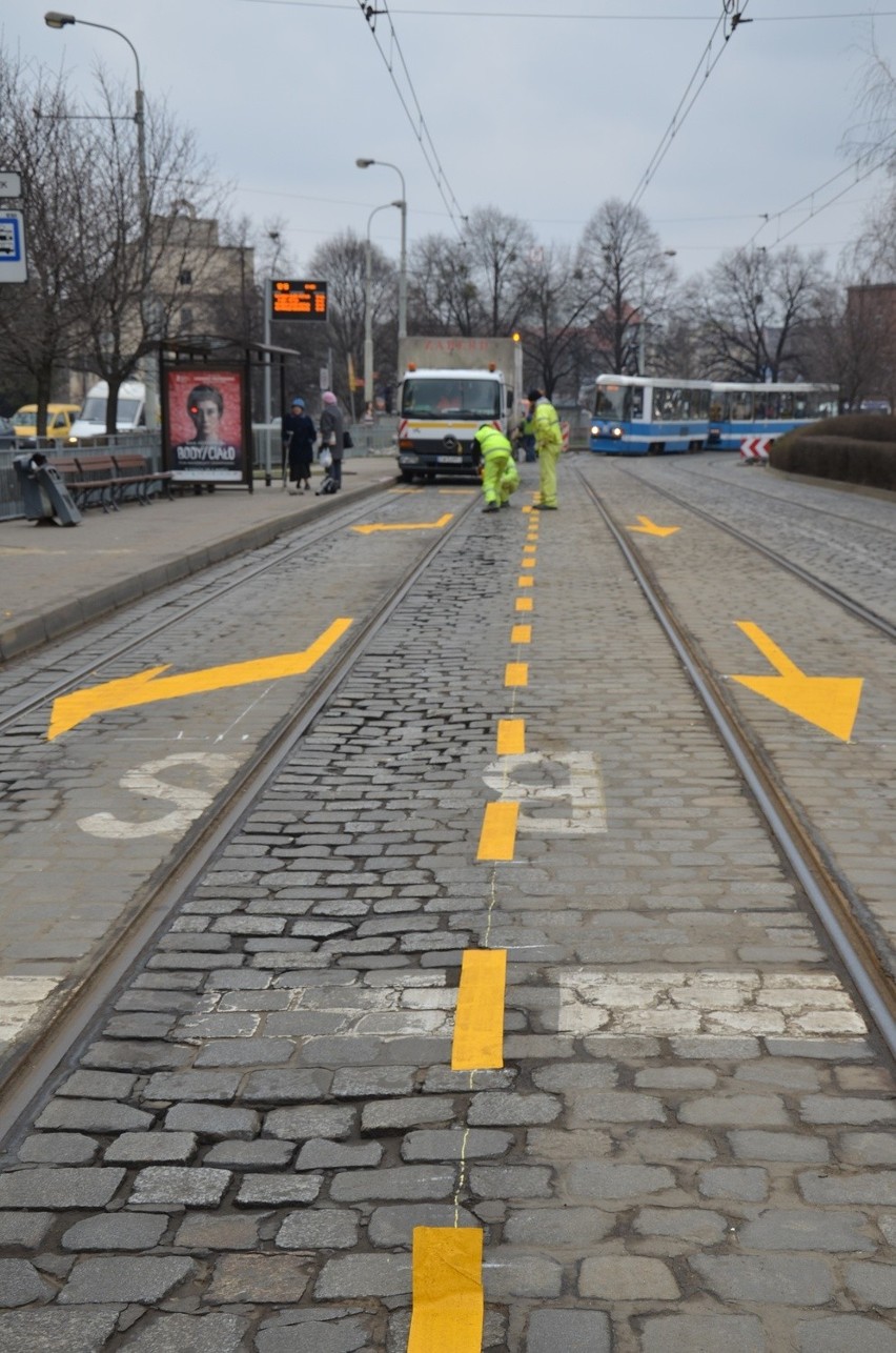 Wrocław: Zamykają Kazimierza Wielkiego, bo będą stawiać dźwig