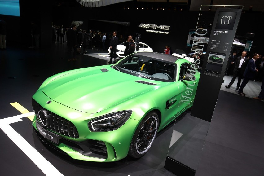 Mercedes-AMG GT R