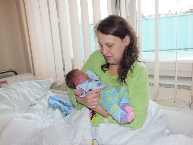Urszulka, córka Beaty i Bartosza Siwców ze Starachowic, to pierwsze tegoroczne dziecko w regionie.