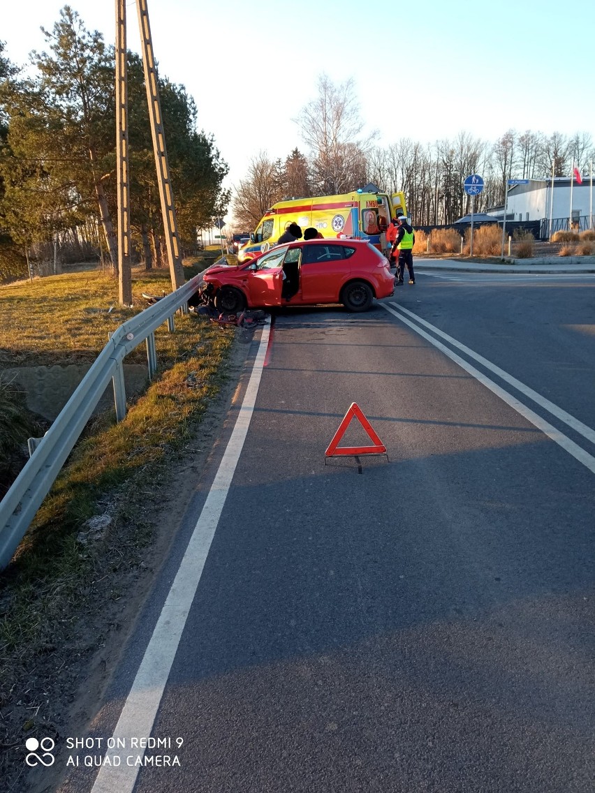 Dwa samochody zderzyły się w Wilkowie Polskim