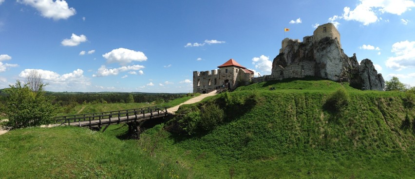 Zamek w Rabsztynie to jedna z budowli wchodząca w skład...