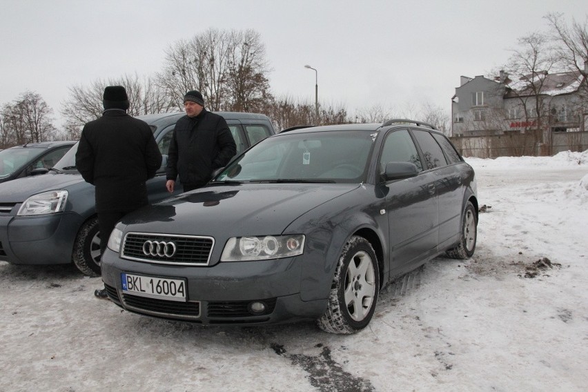 Audi A4, 2004 r., 1,9 TDI, ABS, centralny zamek, elektryczne...
