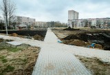 Nowy park na osiedlu Zawadzkiego powstaje w zawrotnym tempie. Będzie gotowy już latem?