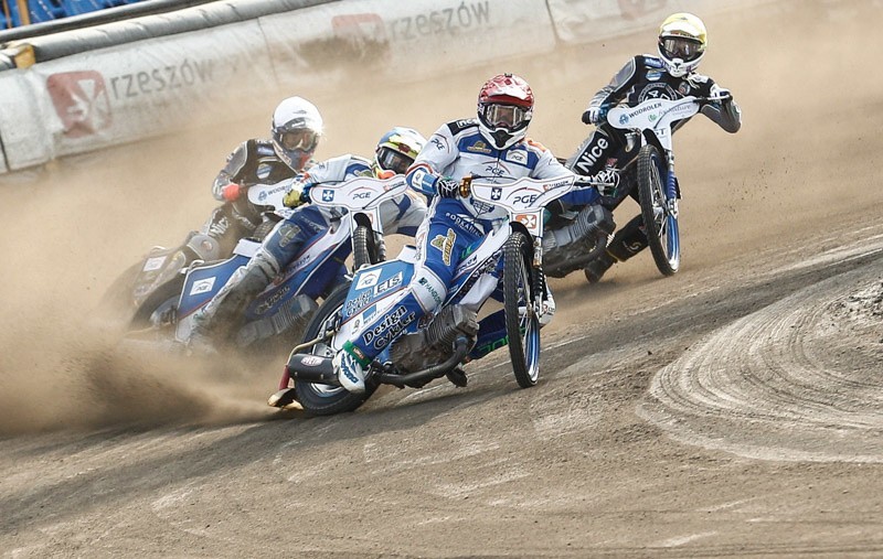 PGE Stal Rzeszów pokonała u siebie KS Toruń 49:40.