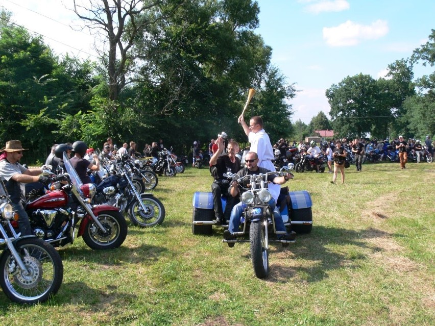 V Zlot Motocyklowy u Pinokia w Kaczakach. Zaryczały setki silników 