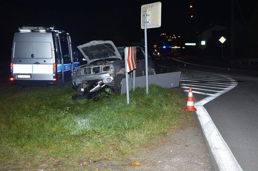 Biała Podlaska: Wypadek w Konstantynowie. 22-letni motocyklista nieoczekiwanie zmienił pas ruchu