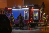 Duży pożar w Bydgoszczy - palił się hostel na Racławickiej. Potrzebna ewakuacja!