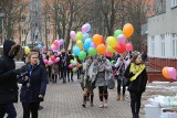 Balony odleciały z UDSK w Białymstoku. Oby tak było z chorobami (zdjęcia)