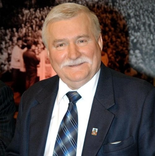 Niedawno Lech Wałęsa ujawnił, iż choroba wieńcowa, na którą cierpi od lat, postępuje. Jedynym ratunkiem może się okazać transplantacja serca.