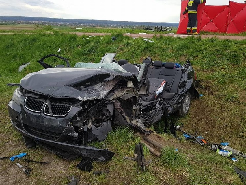 Tragiczny wypadek miał miejsce na drodze wojewódzkiej nr 214...