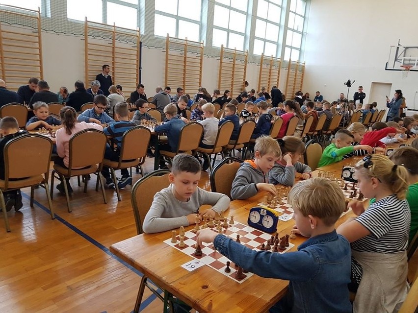 VII Otwarte Mistrzostwa Powiatu Ostrowskiego w szachach