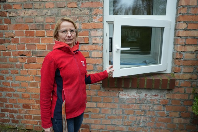 Anna Bartnicka z Toruńskiego Centrum Caritas jako jedna z pierwszych osób znalazła się przy 11-miesiecznym chłopcu pozostawionym w "Oknie życia" przy Szosie Bydgoskiej w Toruniu