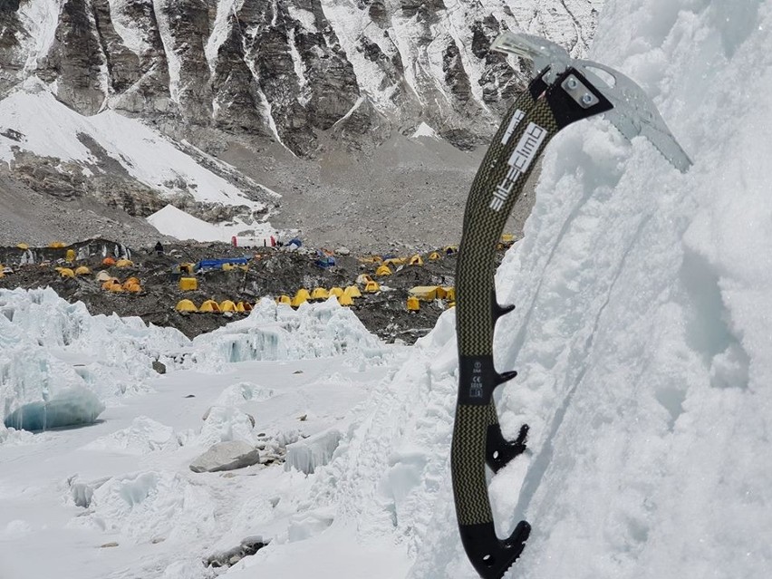 Szczepan Brzeski z Bochni zdobył Everest, a Sylwia Bajek -...