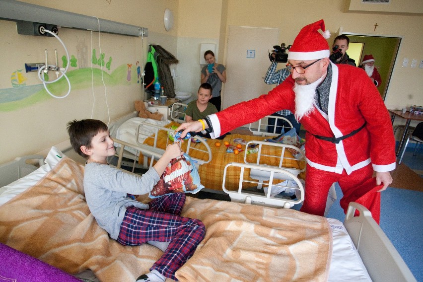 We wtorek (06.12) dzieci odbywające leczenie w słupskim...