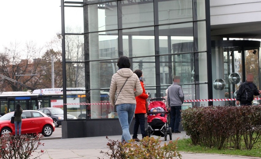 Alarm bombowy w centrum handlowym Klif w Gdyni