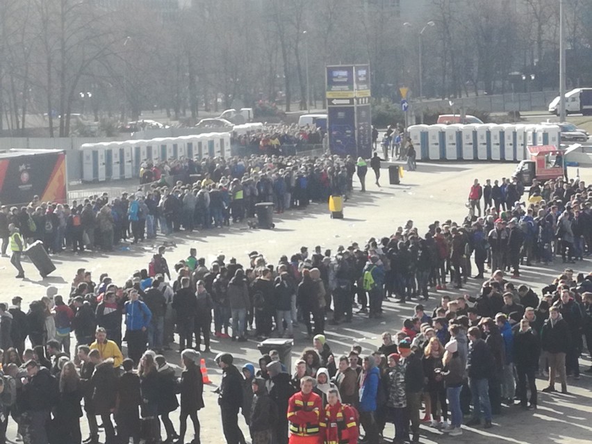 IEM 2017 Katowice. Gigantyczne kolejki pod Spodkiem