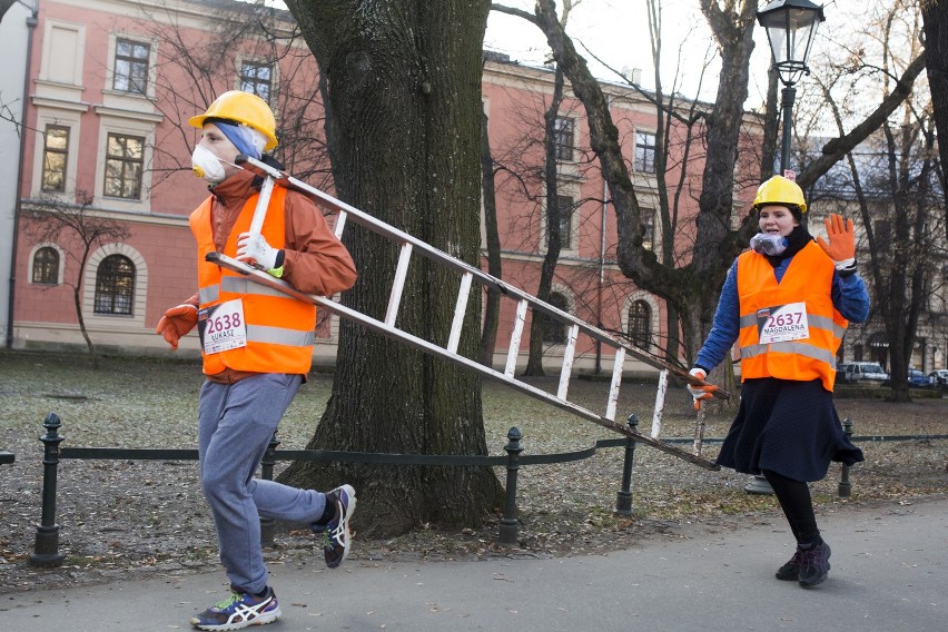 Bieg Sylwestrowy 2016 w Krakowie. Zobacz zdjęcia uczestników...