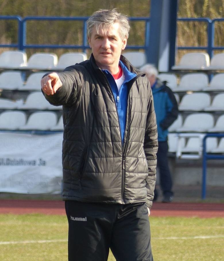 Krzysztof Dziubel nie jest już trenerem Moravii Anna-Bud. Zastąpił go Maciej Śmiech, ostatnio pracujący w Koronie II Kielce [ZDJĘCIA]