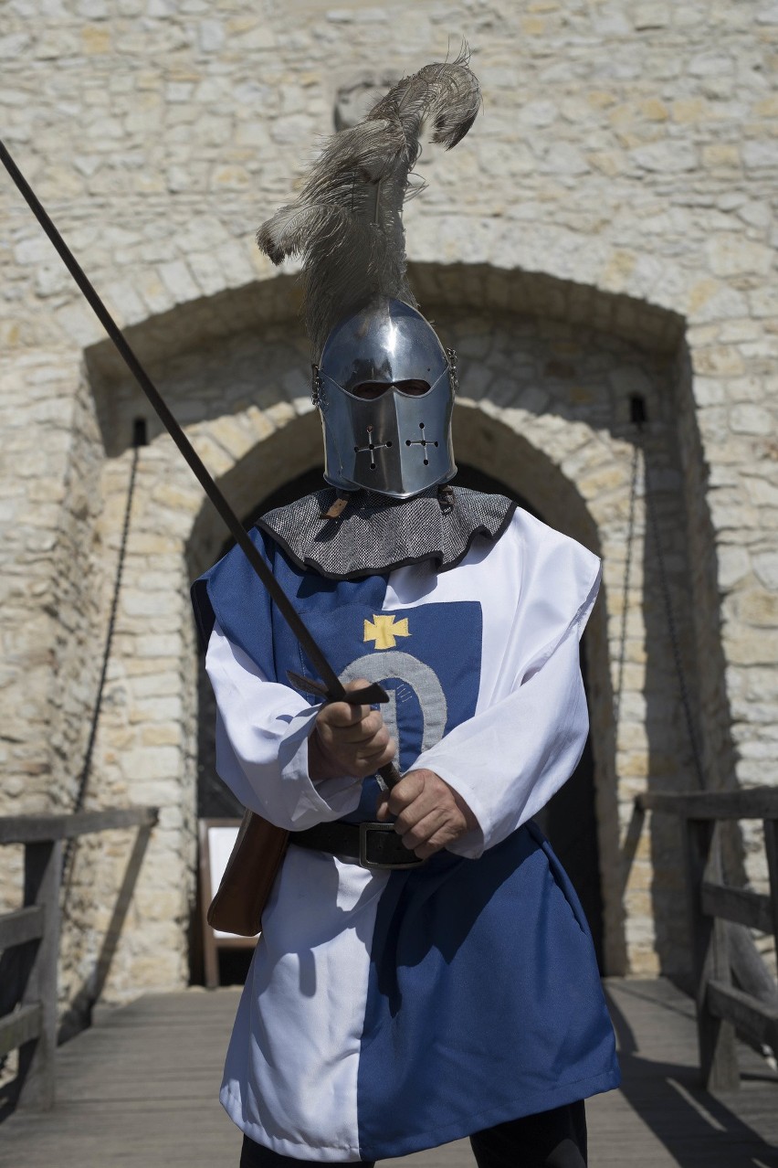 Zmarł Roman Warta, budowniczy zamków w Bobolicach i Mirowie