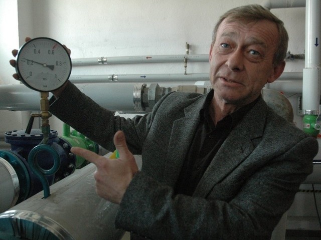 - Dostawca nie odciął dostaw gazu, ale w każdej chwili ma prawo to zrobić - mówi Henryk Wieczorek kierownik utrzymania ruchu w spółce Energia Praszka.