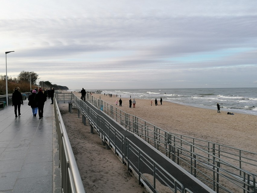 Spacer po plaży w Sarbinowie