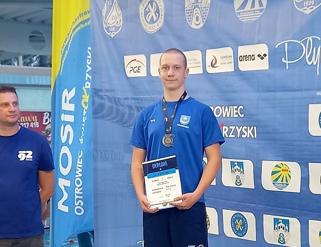 Igor Majewski, 14 - letni zawodnik UKS Delfin Tarnobrzeg trzykrotnie stawał na podium Letnich Mistrzostw Polski w pływaniu