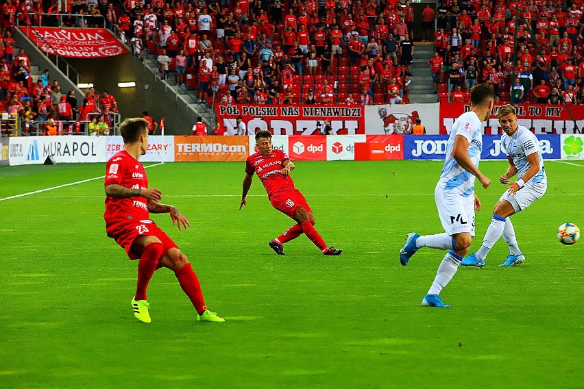 Widzew - Stal 3:1. Na taki mecz długo czekali fani Widzewa. Brakowało tylko lądującego... UFO (Zdjęcia z meczu)