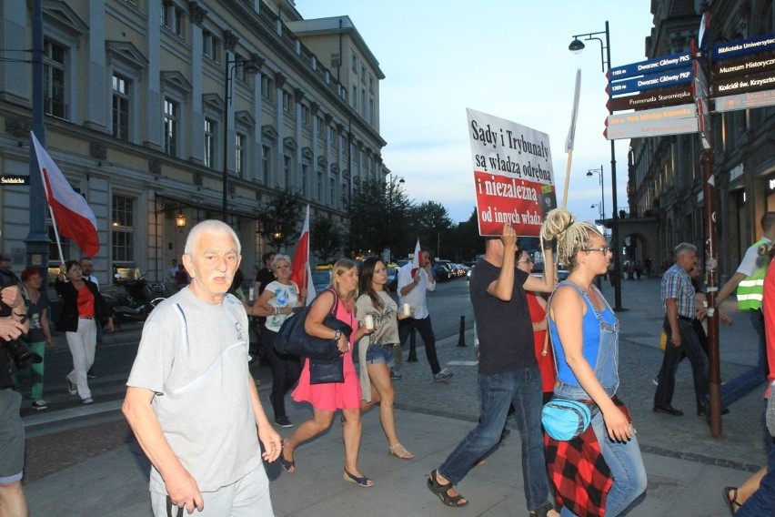 10 tysięcy osób protestowało we Wrocławiu w obronie sądów