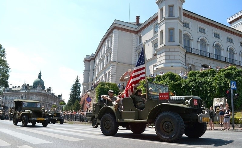 Operacja Południe 2015: Wozy militarne w centrum Bielska-Białej [ZDJĘCIA]