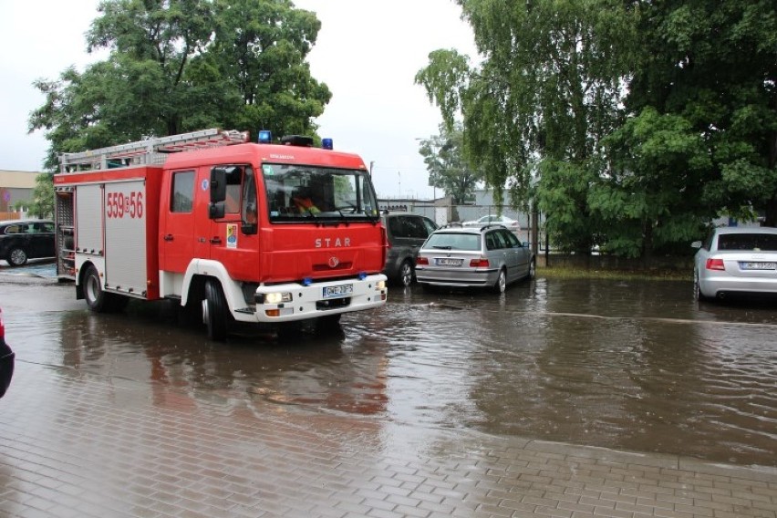 Czwartkowa ulewa w Wejherowie i powiecie. Są zalania w kilku miejscach [ZDJĘCIA]