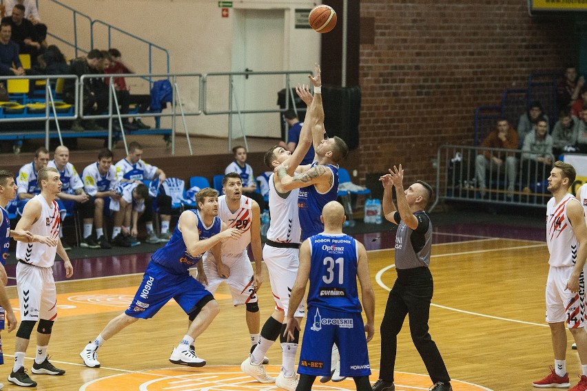 STK Czarni Słupsk - Pogoń Prudnik 67:59.