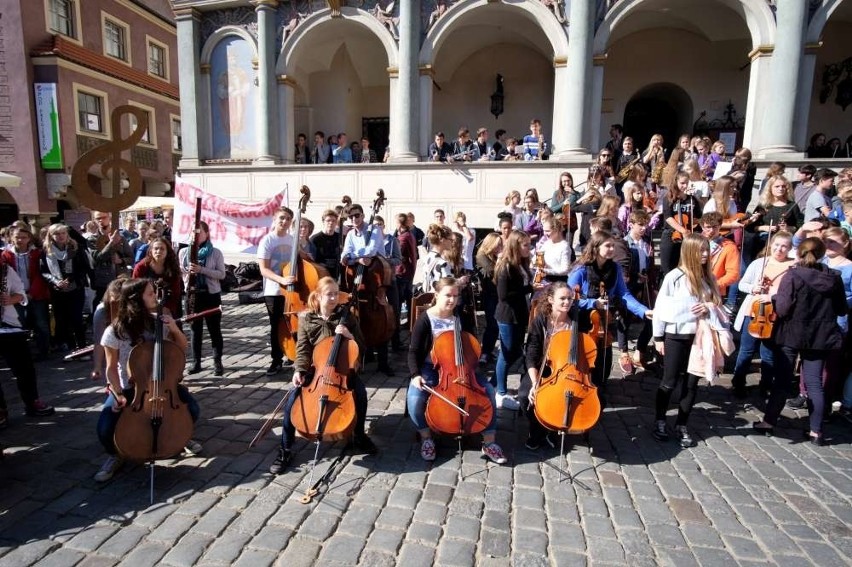Poznański happening z okazji Międzynarodowego Dnia Muzyki