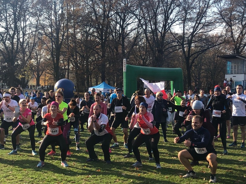 Bieg z wąsem 2018. Tak biegacze świętowali Dzień Niepodległości (ZDJĘCIA)