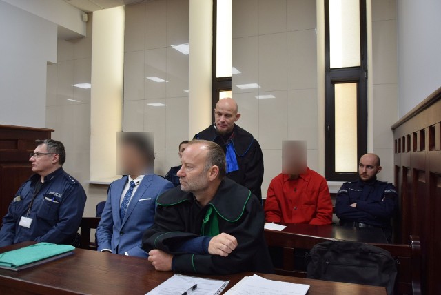 Przed Sądem Okręgowym w Słupsku rozpoczął się proces zorganizowanej grupy przestępczej oskarżonej o czerpanie zysków z nierządu i handel narkotykami