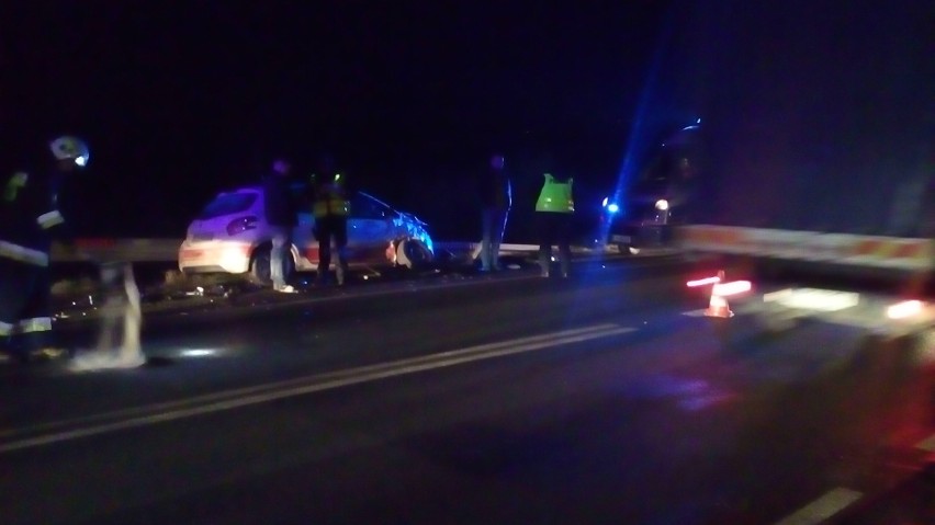 DK 75. Wypadek w Tęgoborzu. Samochód dostawczy zderzył się z osobówką