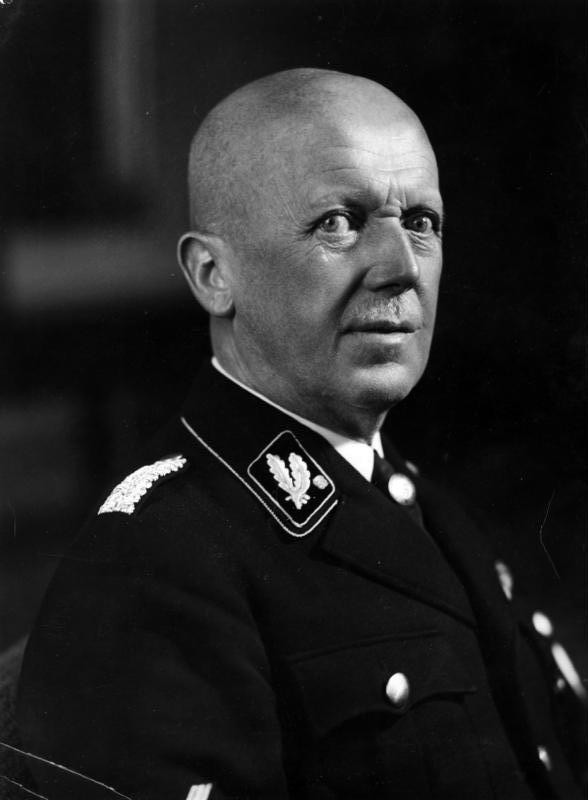 Hans Heinrich Lammers był odpowiedzialny w III Rzeszy za...
