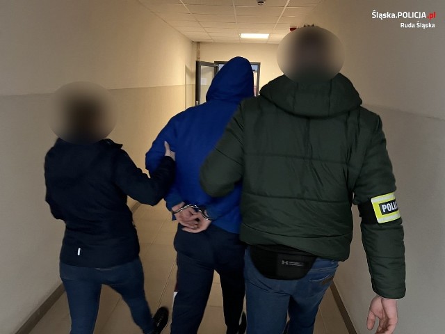 Próbowali wtargnąć do mieszkania w Rudzie Śląskiej - są już w rękach policji