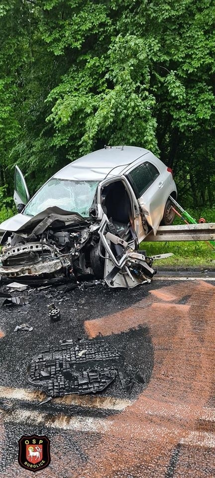 Do groźnego wypadku doszło na drodze krajowej nr 25 pomiędzy Bobolicami, a Porostem.