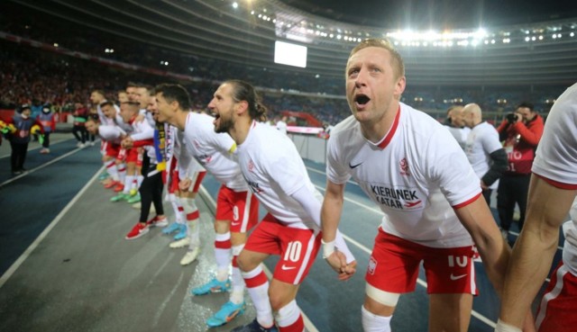 Reprezentacja Polski świętująca awans do Mundialu