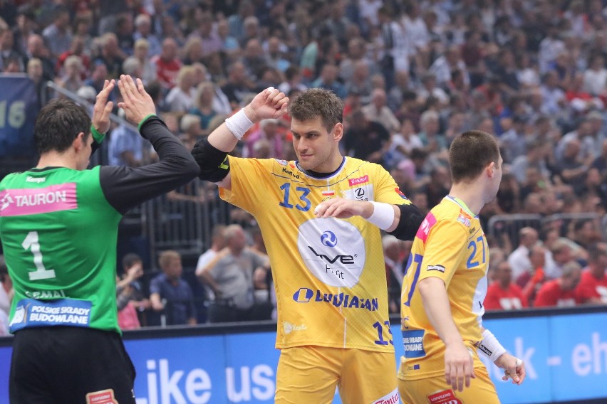 Vive Tauron Kielce po horrorze wygrał z Veszprem i zwyciężył w Lidze Mistrzów