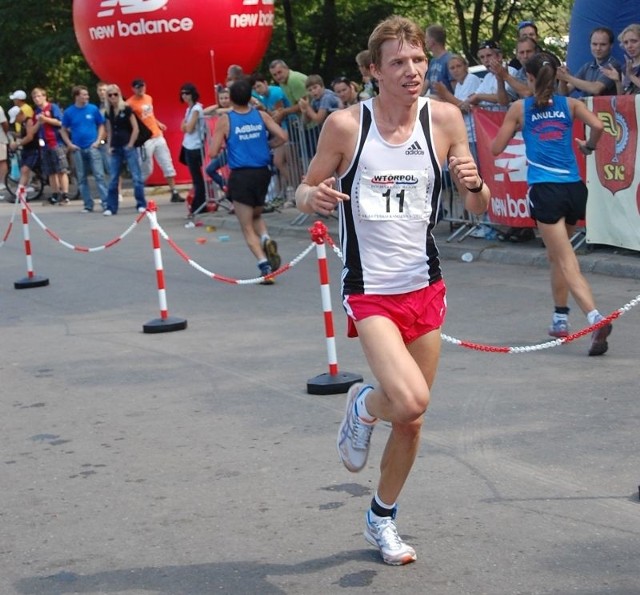 Węgier Laszlo Toth zwyciężył w ubiegłorocznym Półmaratonie Skarżyskim. Kto będzie najlepszy w tej edycji?