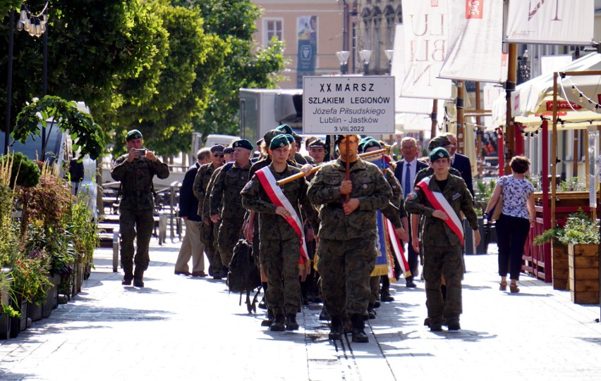 XX Marsz Szlakiem Legionów Józefa Piłsudskiego wyruszył z Lublina. Zobacz zdjęcia